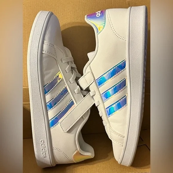 adidas Kids' Grand Court 2.0 Tennis Shoe SIZE: 3 COLOR: White/White/Dash Grey